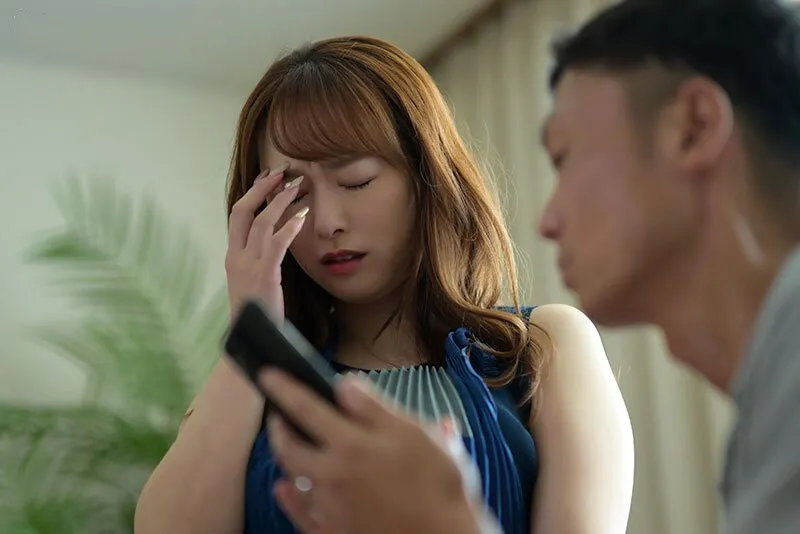 Người vợ sốc khi gã chồng tâm sự về ước muốn nhìn cô vợ bị người khác địt